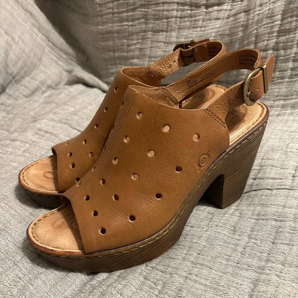Born Galoa platform sandals